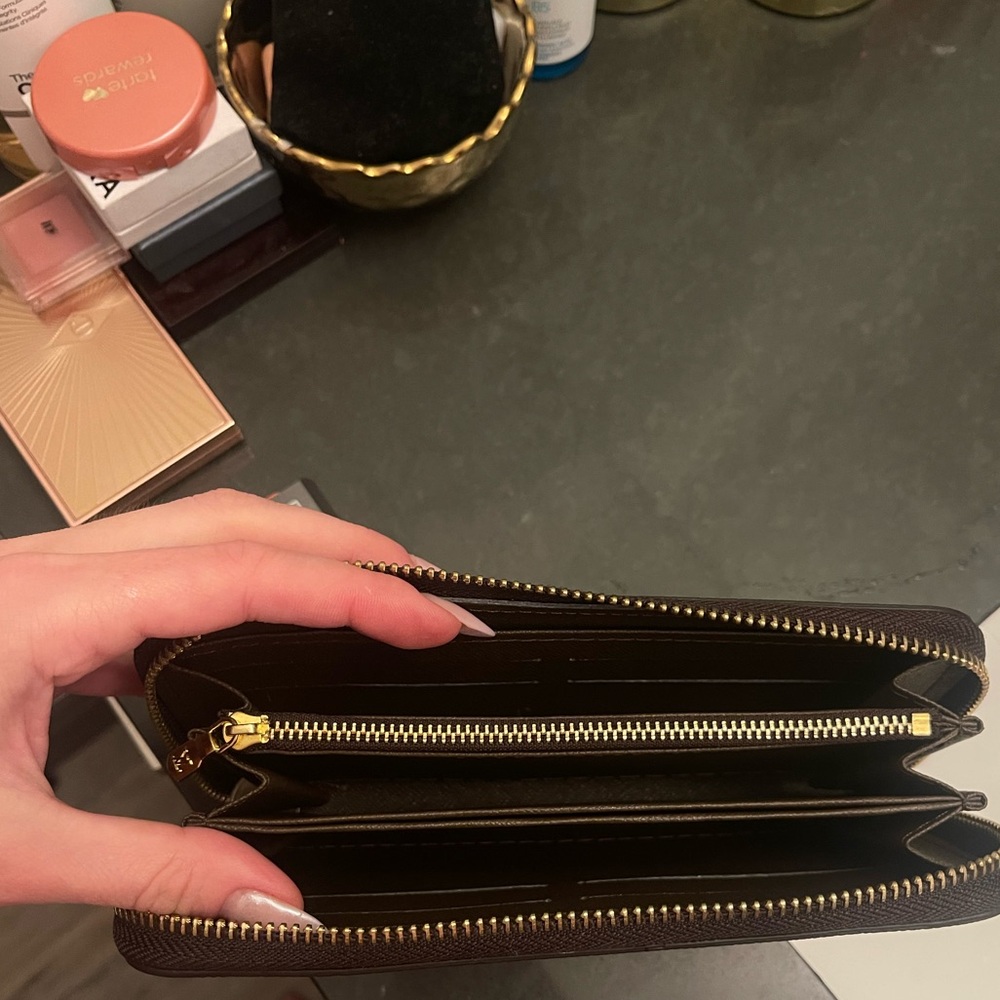 LV MONOGRAM CANVAS WALLET - Picture 7 of 9